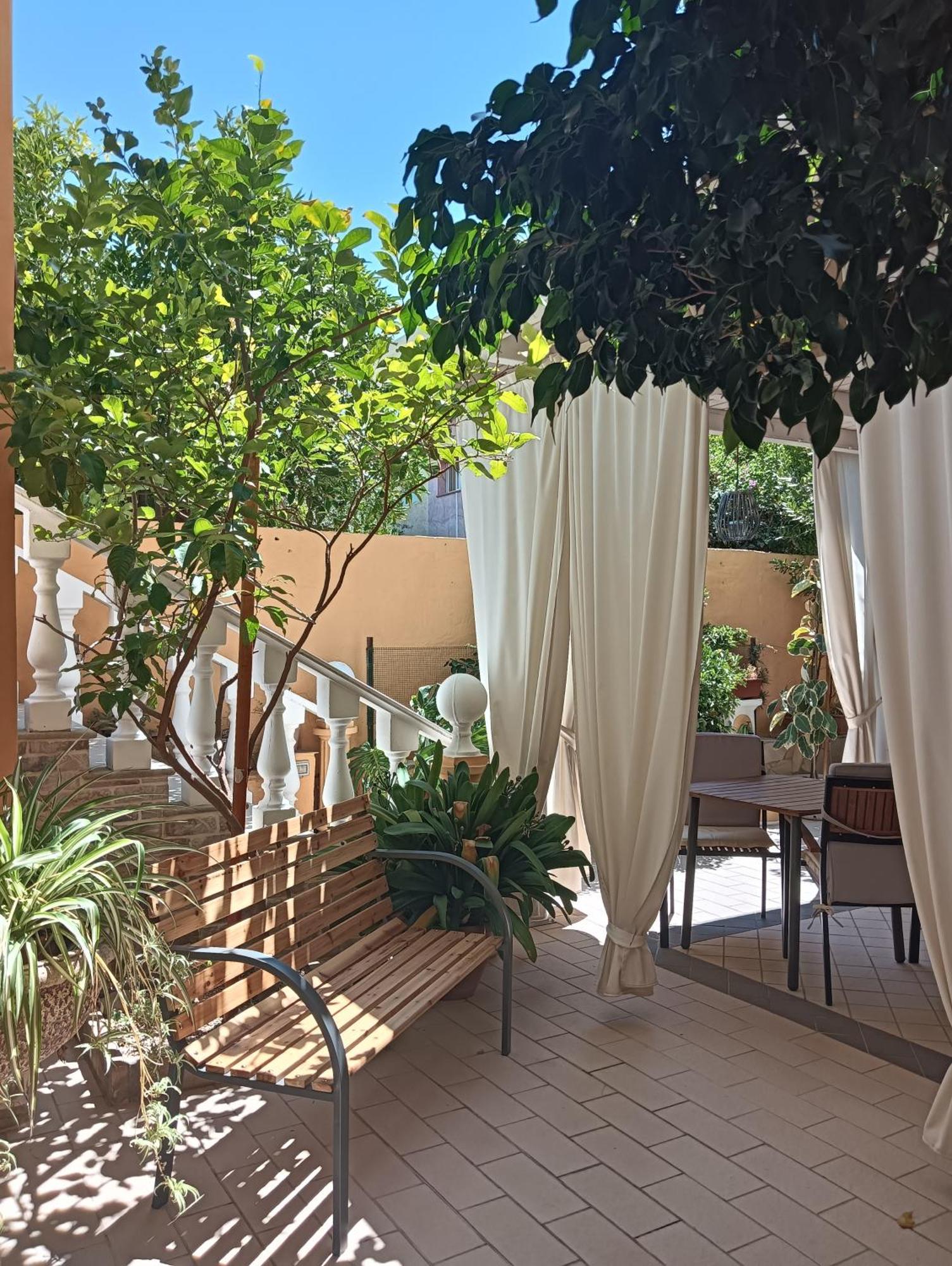 Domos Le Due Tuie Bed and Breakfast Piscinas Buitenkant foto