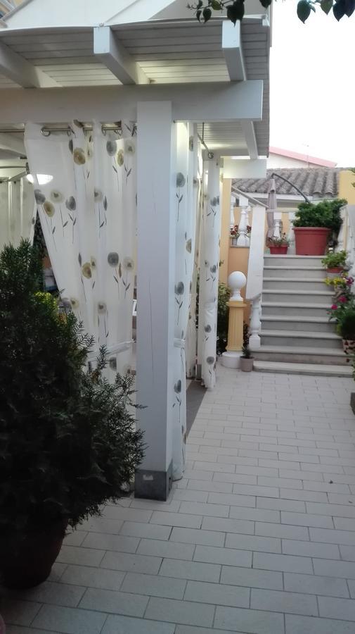 Domos Le Due Tuie Bed and Breakfast Piscinas Buitenkant foto